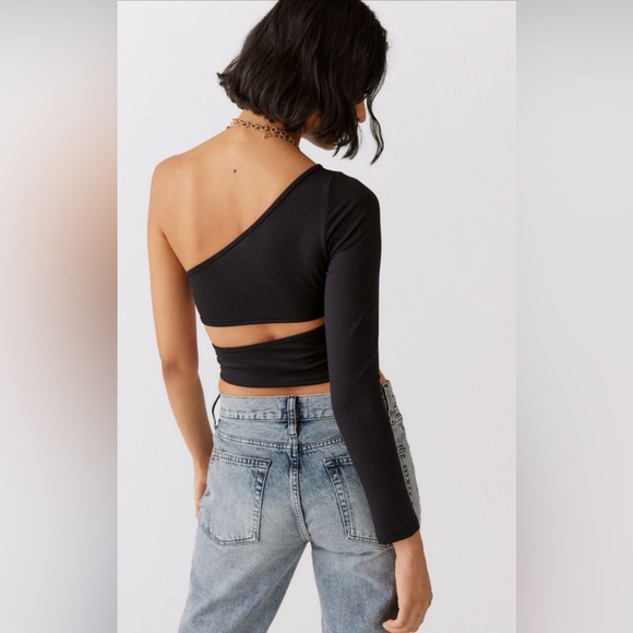 Off shoulder long sleeve - Picture 2 of 3